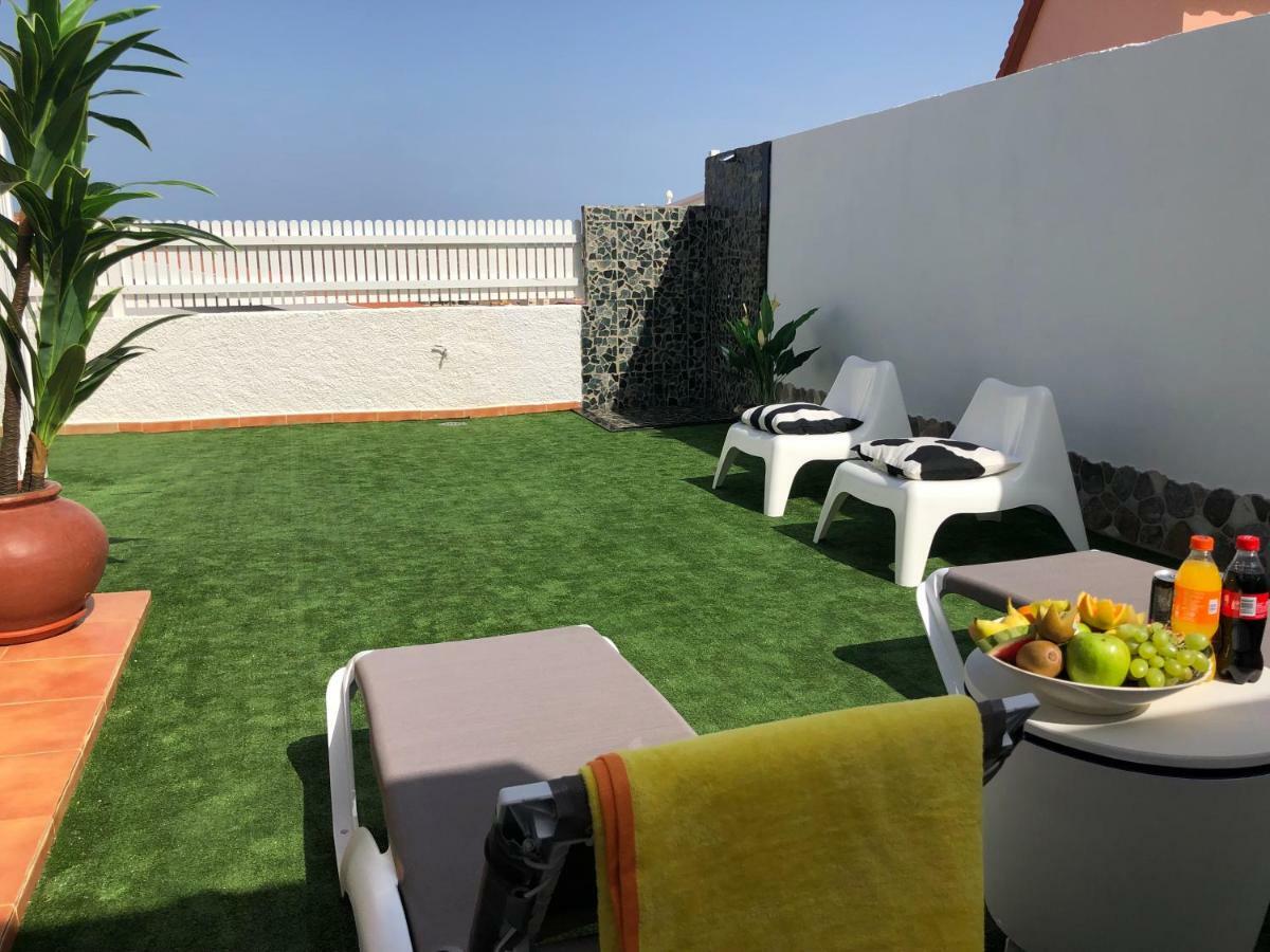 Villa CarpeDiem Tarajalejo con Jacuzzi Exterior foto