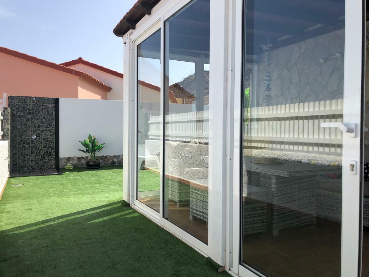 Villa CarpeDiem Tarajalejo con Jacuzzi Exterior foto
