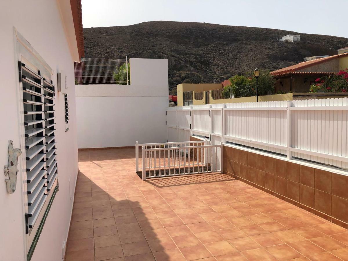Villa CarpeDiem Tarajalejo con Jacuzzi Exterior foto